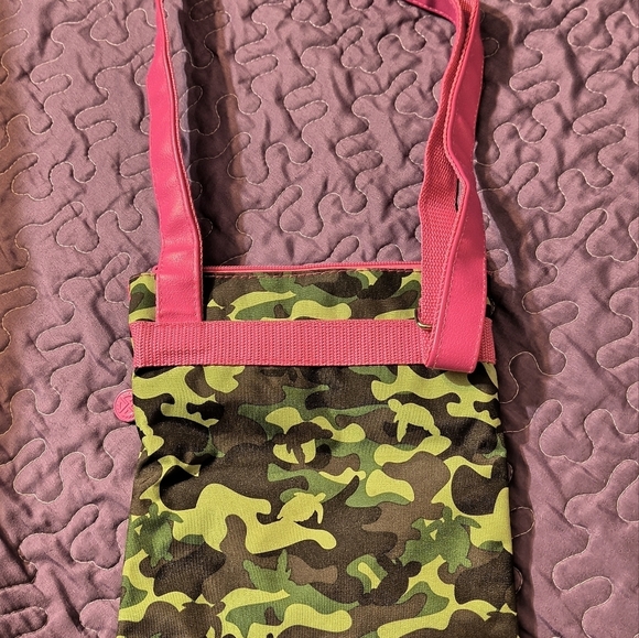 Simply Southern Crossbody Bag - Picture 3 of 5